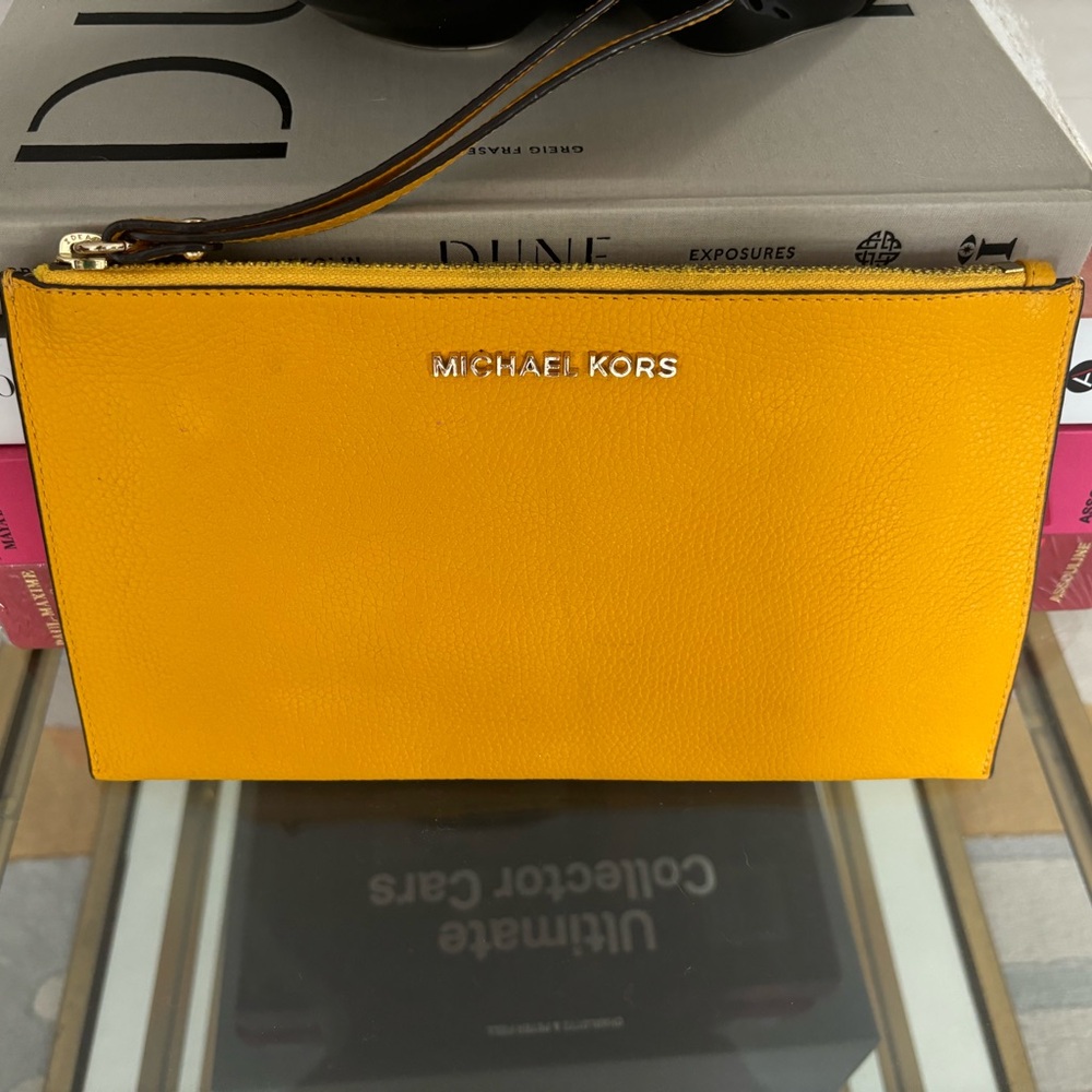 Mustard MK wristelt